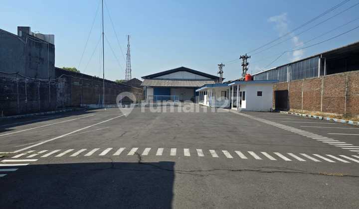 Gudang Strategis Dekat Jalan Raya Palur Jaten Karanganyar Solo Gudang Strategis Dekat Jalan Raya Palur Jaten Karanganyar Solo