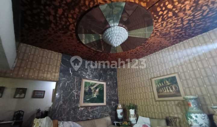 Rumah di Jl Ahmad Yani, Dekat Mall Paragon 10997 2