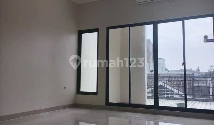 Dijual Rumah Bagus Brand new Vila melati mas G  2