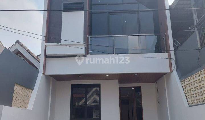 Dijual Rumah Baru Mewah di Graha Raya  1