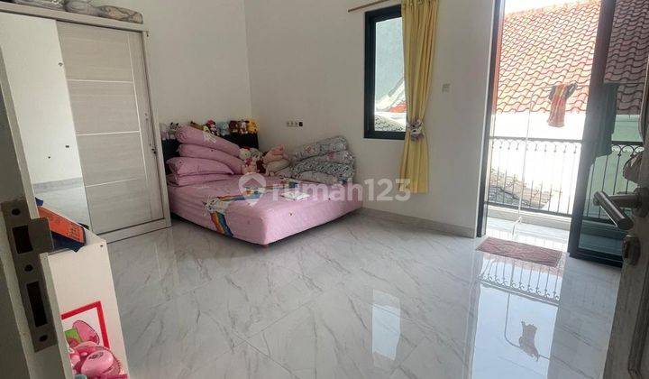 Rumah Bagus Rapi di Villa Melati Mas Furnished 1