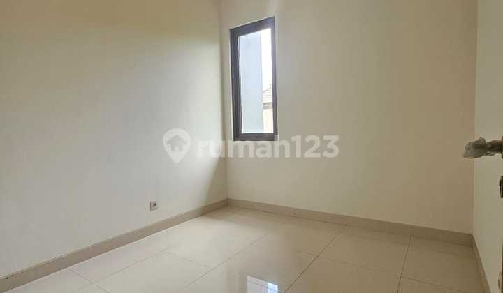 For Quick Sale: Neat House in Regentown Cluster, BSD City.