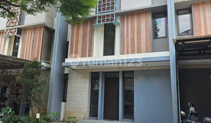 For Quick Sale: Neat House in Regentown Cluster, BSD City.