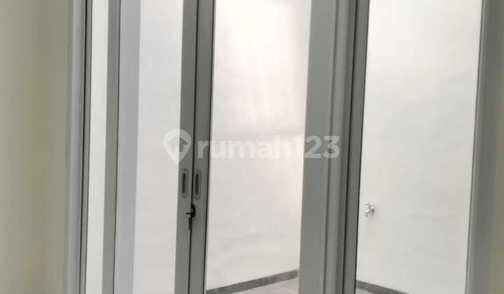 Dijual  Rumah 1 lantai di Alam Sutera Sudah renovasi Rapi, siap huni  2
