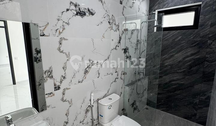 Dijual Rumah Siap Huni New Minimalis Area De Park Cluster De Cajuputi 2