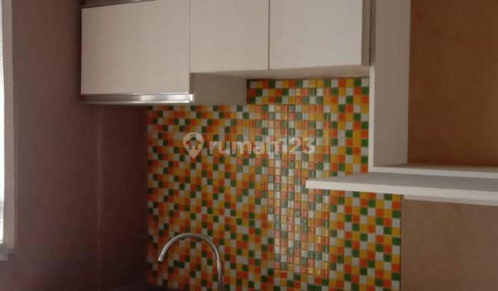 Take Over/Oper Credit/Over Credit Apartemen Semi Furnished di Green Lake View Tower E, City View 3