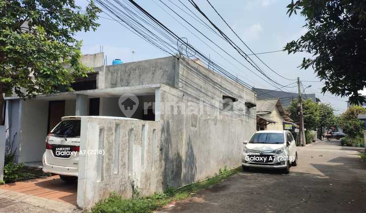 Sell Cheap Hook House Ready to Live In Griya Pancoran Mas Indah, Pancoran Mas – Depok 2