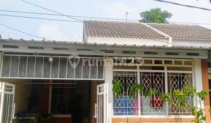 Take Over/Credit for Fully Renovated, Move-in Ready Affordable House in Ciseeng, Bogor Take Over/Credit for Fully Renovated, Move-in Ready Affordable House in Ciseeng, Bogor