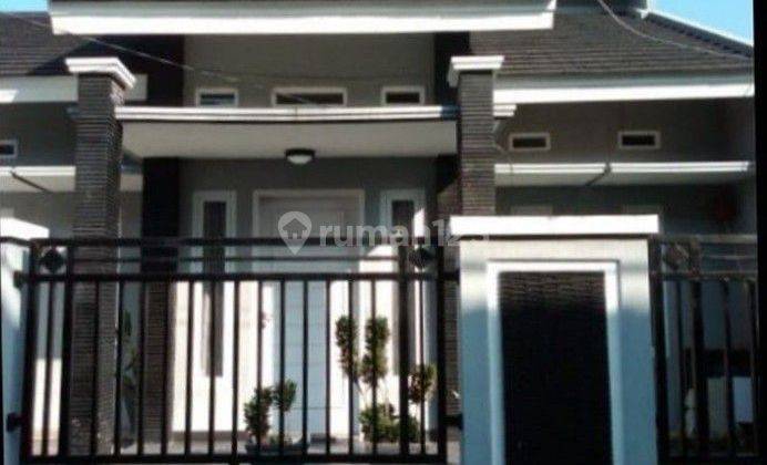 Jual Rumah Murah 1,5 Lantai Full Renov Siap Huni Di Cimone
dekat Tangcity Mall 1