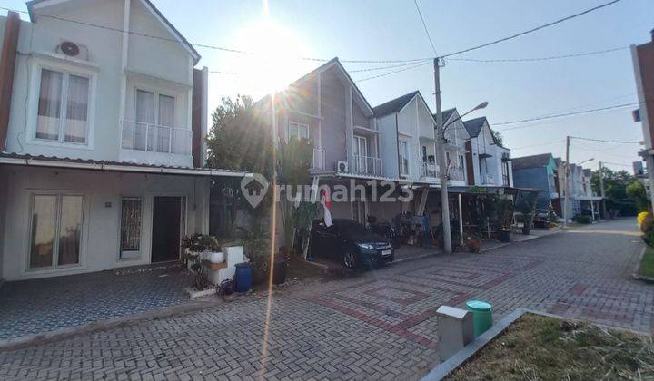 Take Over/over Credit/oper Kredit Rumah 2 Lantai Siap Huni Murah Di Area Bintaro Dekat Situ Perigi di De Viva Bintaro, Pondok Aren 2