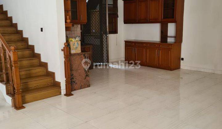 foto lainnya dijual rumah tosiga karmel kemanggisan