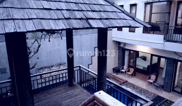 Dijual Rumah Konsep Villa Plus Pool di Jalan imam bonjol 2