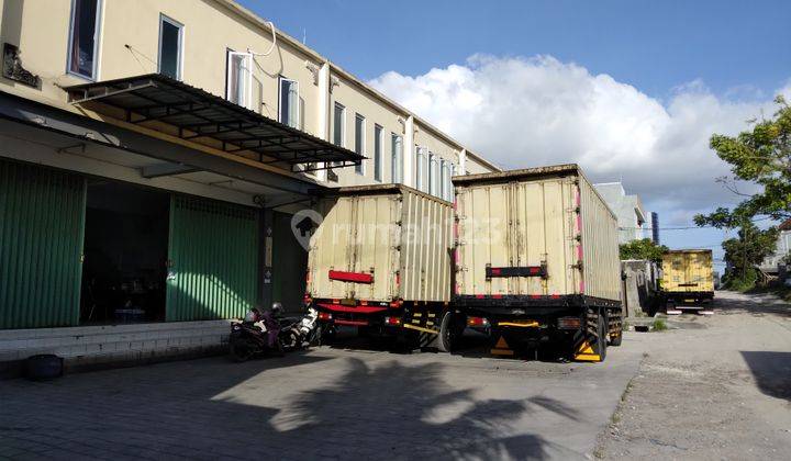 Disewakan Ruko 2 Lantai Akses Jalan besar dan  Parkir Luas di Padangsambian Denpasar Barat 1