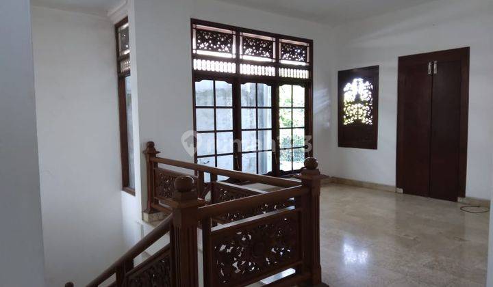 Disewakan Rumah Besar, 5 kamar tidur di Renon. Hanya 3 menit ke Plaza Renon! 4