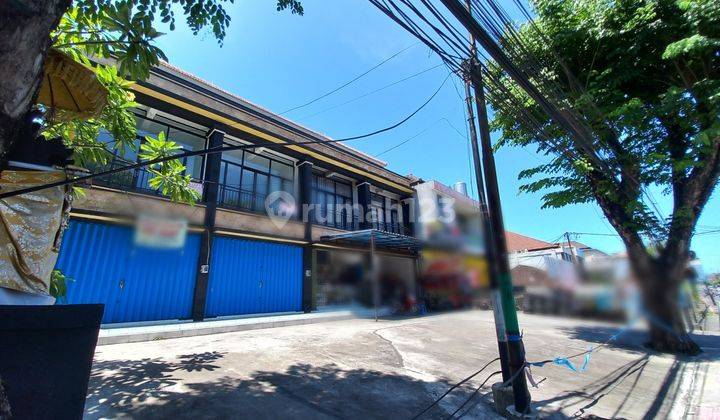 Disewakan Ruko dengan Parkir Luas di Jalan Utama Denpasar Barat 1