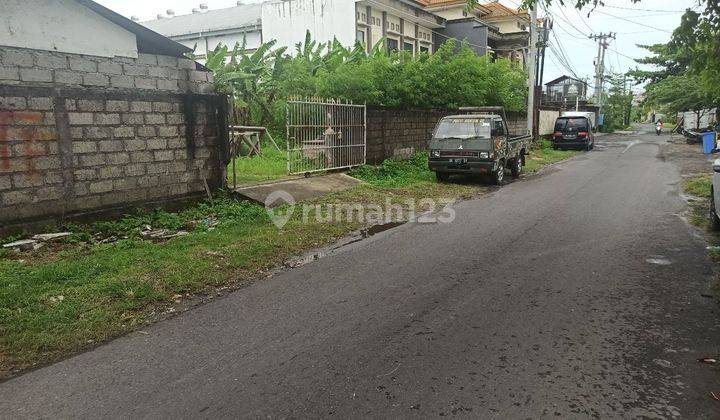 A piece of land is available for rent near Sunset Road, Seminyak 3