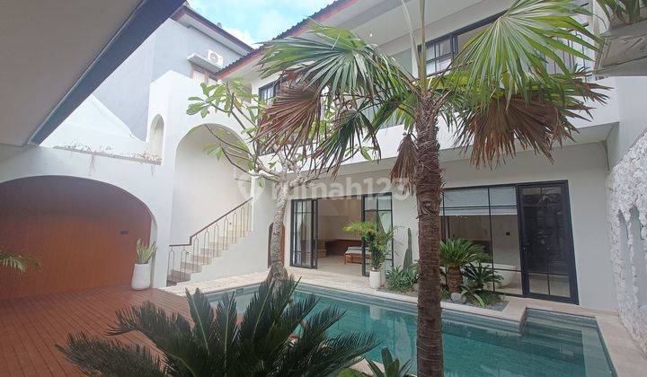 Ready Unit!  Brand New Modern Tropical Villa located in the heart of Jimbaran Nusa Dua 1