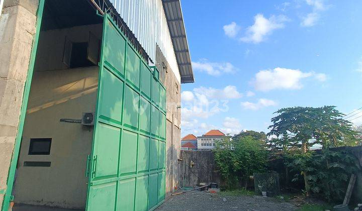 Warehouse in the Mahendradata Area, West Denpasar 1