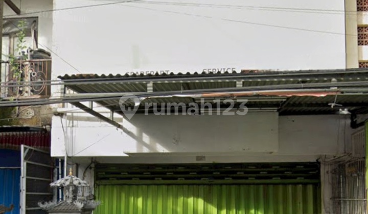 Two-story Shop House Suitable for Store/ Food Business in Canggu, near Pepito. Two-story Shop House Suitable for Store/ Food Business in Canggu, near Pepito.