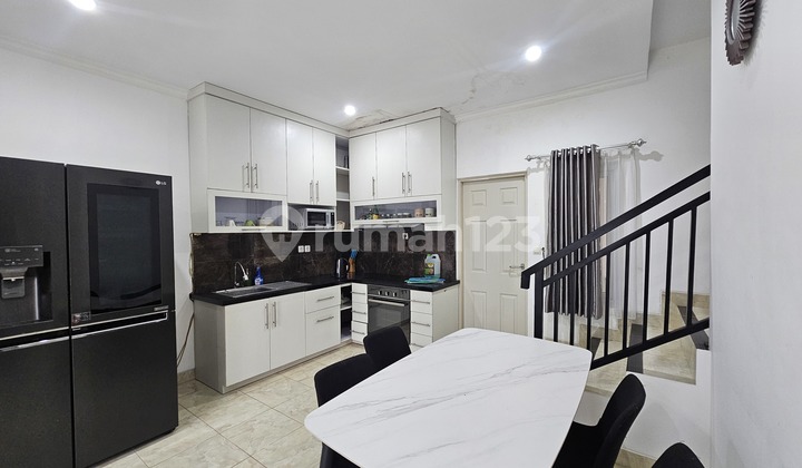 4 Bedroom Villa For Rent in Kerobokan Kuta 4 Bedroom Villa For Rent in Kerobokan Kuta