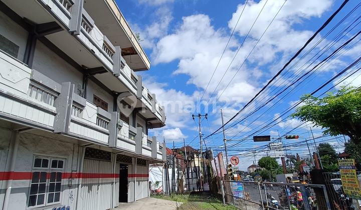 3-Story Row House Building on Main Road Buluh Indah Denpasar Bara 2