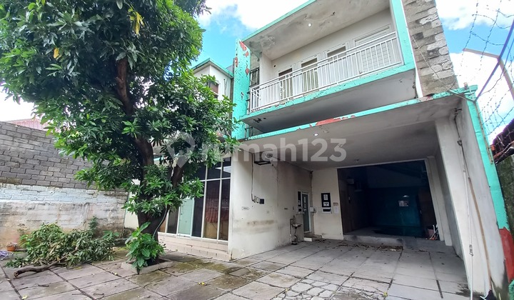 Office Plus Warehouse in Gatsu Tengah Denpasar