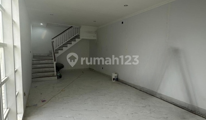 Ruko Modern Siap Pakai, 2 menitke Kuta Kerobokan 2