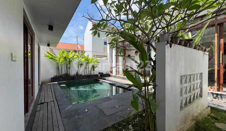 4 Bedroom Tropical Modern Villa at Jimbaran