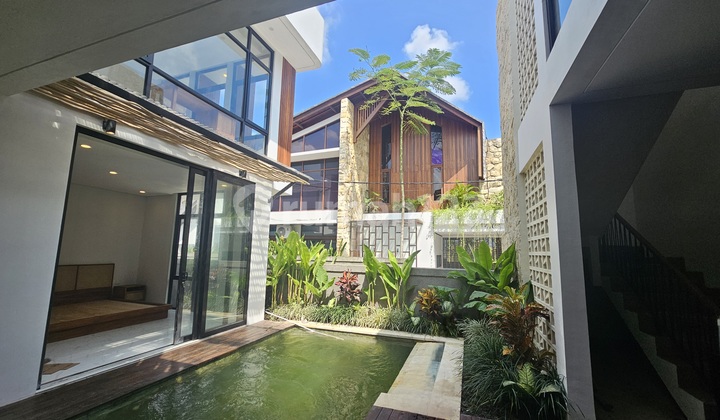 Villa Indah 4 Kamar Tidur di Berawa Canggu Villa Indah 4 Kamar Tidur di Berawa Canggu