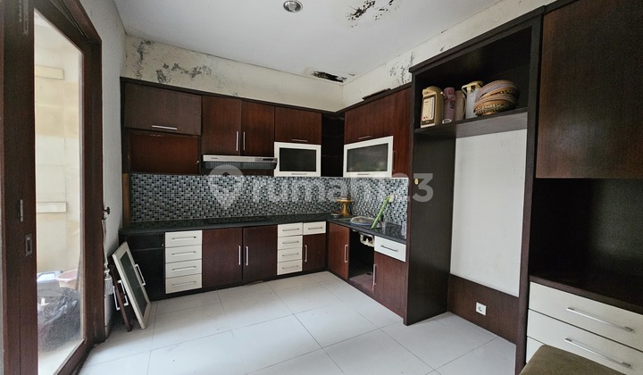House in an Exclusive Gated Community in Kuta, near Bali Galeria Mall 2