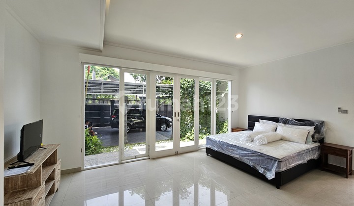 Jual Cepat! Rumah Mewah di Area Buluh Indah Denpasar 2