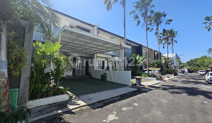 Rumah Cantik dalam Komplek One Gate Ekslusif- Kuta, 10 menit ke Airport Kuta