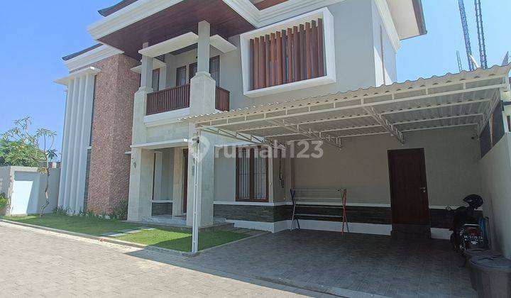 Villa Mewah di Kertalangu Denpasar Timur 1