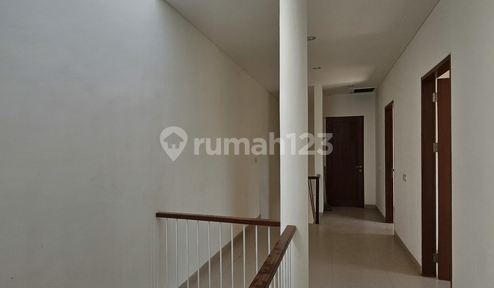 Rumah Baru Minimalis di Ubung Dekat Taman Rama School 2