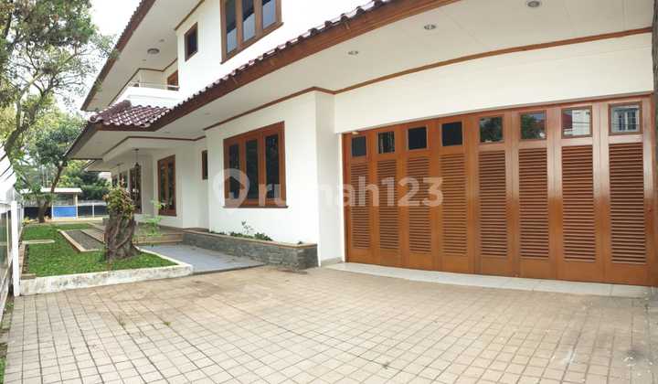 Rumah di Sayap cipaganti cocok untuk kantor atau tinggal 2