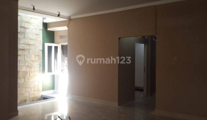 Dijual rumah bagus 2 lantai siap huni Pamulang permai Tangsel, fs 2