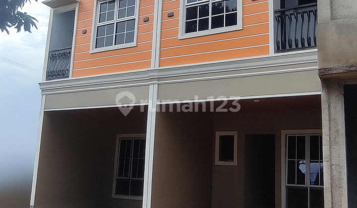 Rumah 2 Lantai Siap Huni Shm Lokasi Strategis Bebas Banjir Di Beji