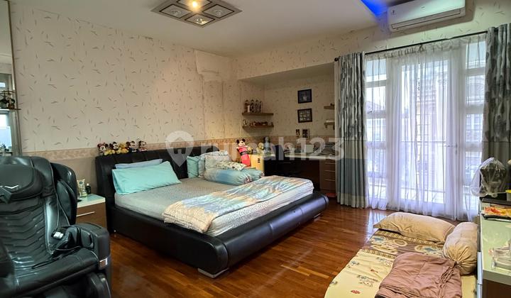 For Quick Sale House Hook Johar Golf Pik For Quick Sale House Hook Johar Golf Pik