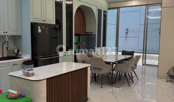 Super Luxury Furnished Interior 8X25 Pik2 Super Luxury Furnished Interior 8X25 Pik2