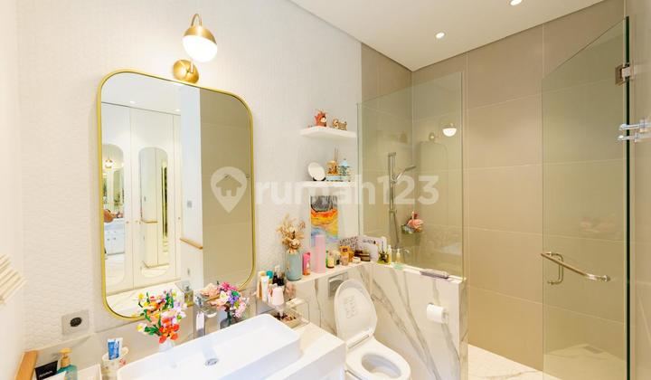 Crown Golf PIK Full Furnished Mewah 4 Lantai 2