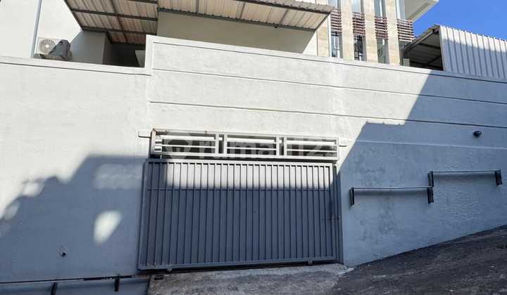 Dijual Cepat Rumah Semi Villa Furnished Siap Huni di Ungasan Bali 2