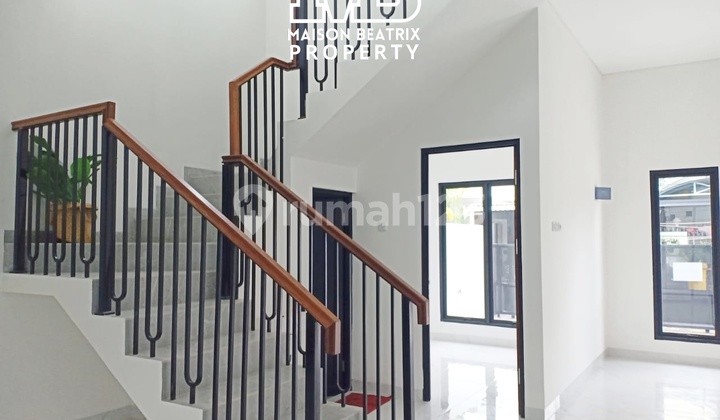 For Sale Beautiful Luxury House Ready to Occupy Strategic Location in Kencana Loka BSD 2