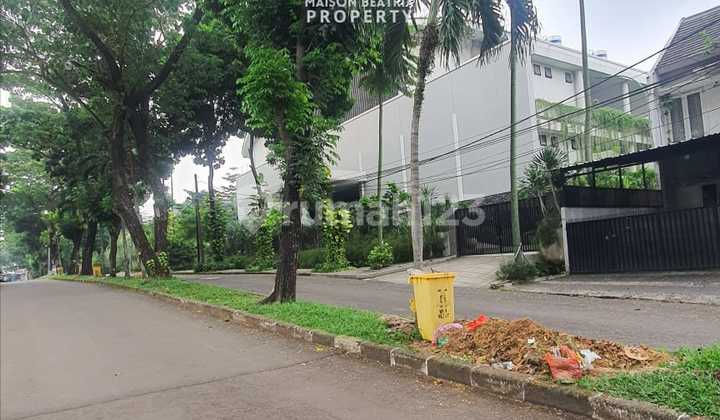 RUMAH 2LT SIAP HUNI DEKAT AKSES TOL JELUPANG DAN LIVING WORLD ALAM SUTERA 2