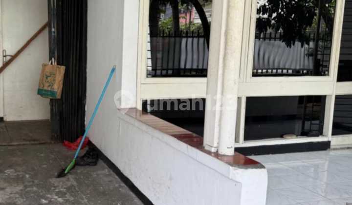 Dijual/Disewakan Rumah di Komp Bapenas Belakang Kartika Chandra Jakarta 2