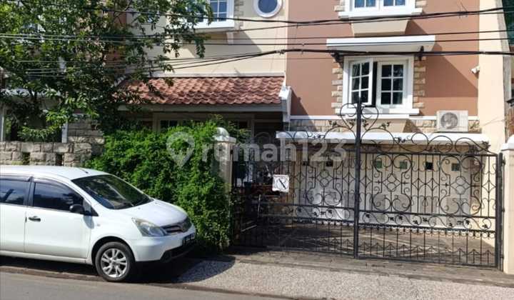 Dijual Rumah 2 1/2 LT Posisi Hoek Row Jalan Lebar di Citra Garden 3 Cocok untuk Cafe atau Klinik