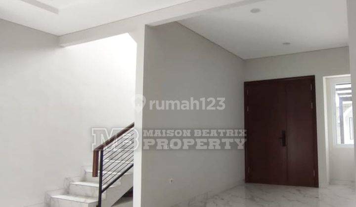 Turun Harga, The Icon Rumah 2 Lantai Jual Cepat 2