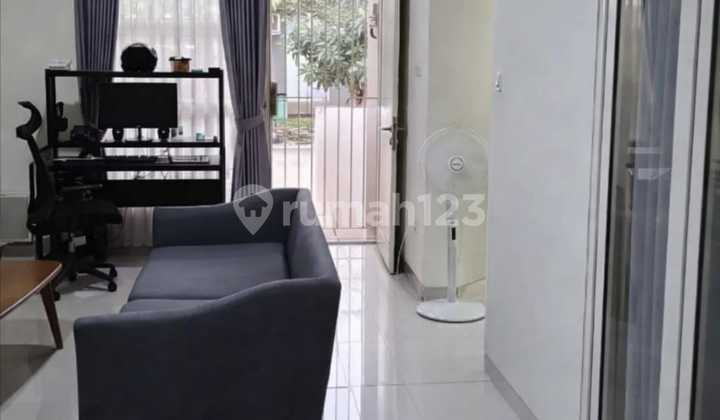 For Sale Quick House One Step to St Cisauk Occupied Furnished 1 Man 2