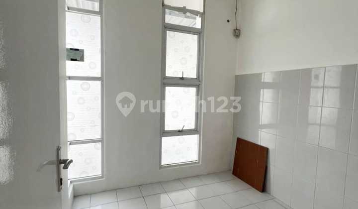 House for Sale in Pamulang, 500 Million, Ready to Occupy, Adjacent to Tangerang Selatan Mayor's Office 2