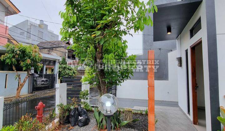 Dijual Rumah Cantik Full Furnish Baru Renov Posisi Hoek 1