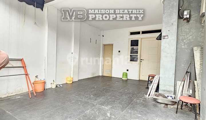 TURUN HARGA JUAL RUMAH 3 LT SIAP HUNI DEKAT ST PALMERAH DAN SENAYAN 2